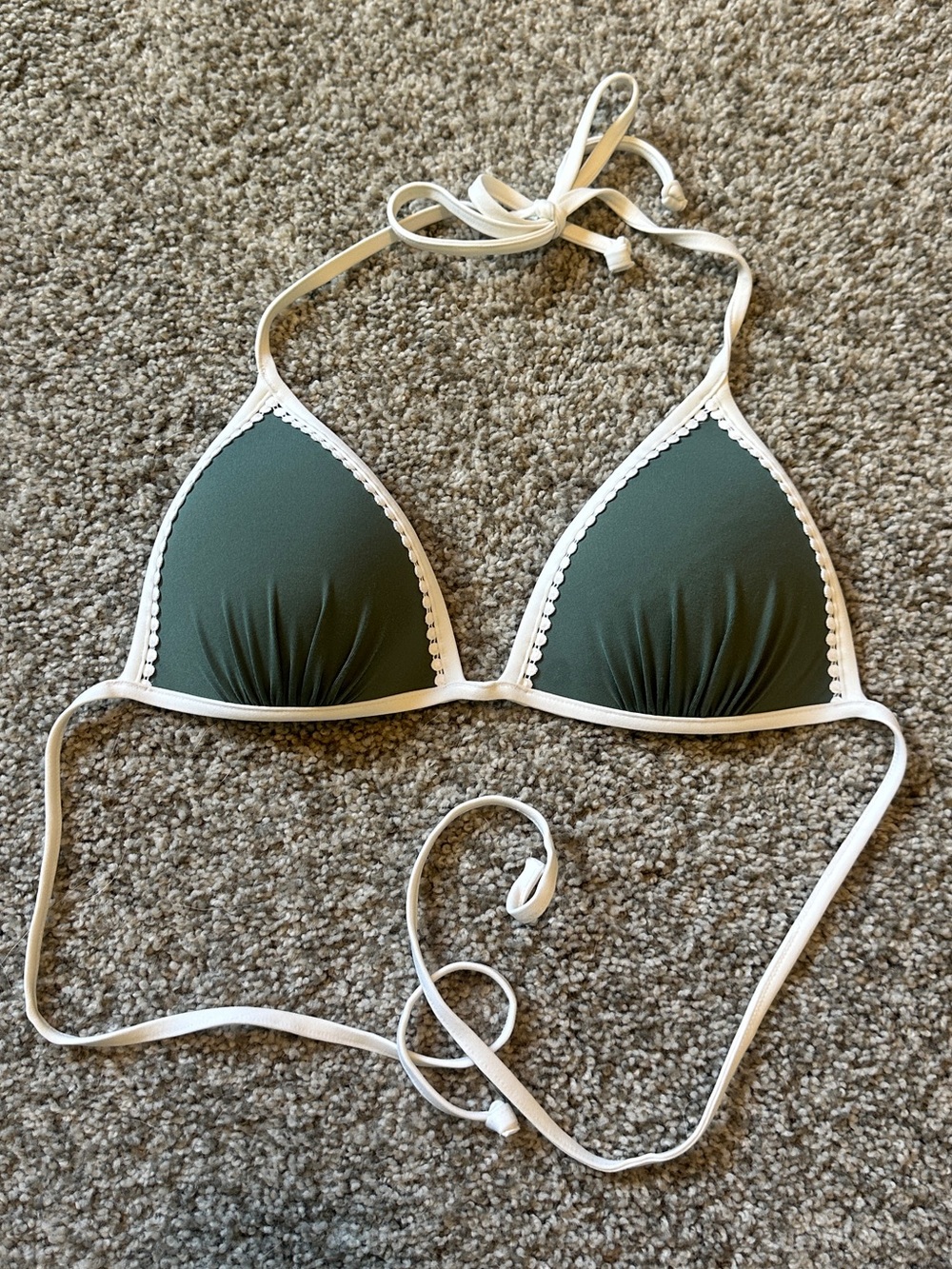 H&M Women’s Triangle Bikini Top in Green with White Trim